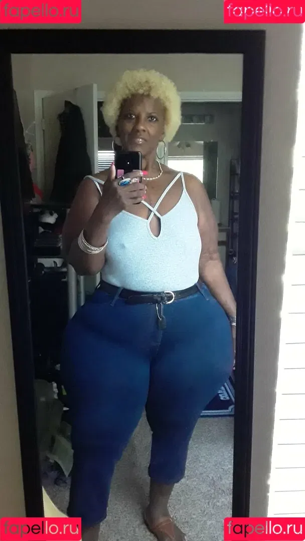 msphat70 Onlyfans Photo Gallery 