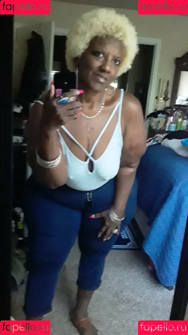 msphat70 Onlyfans Photo Gallery 