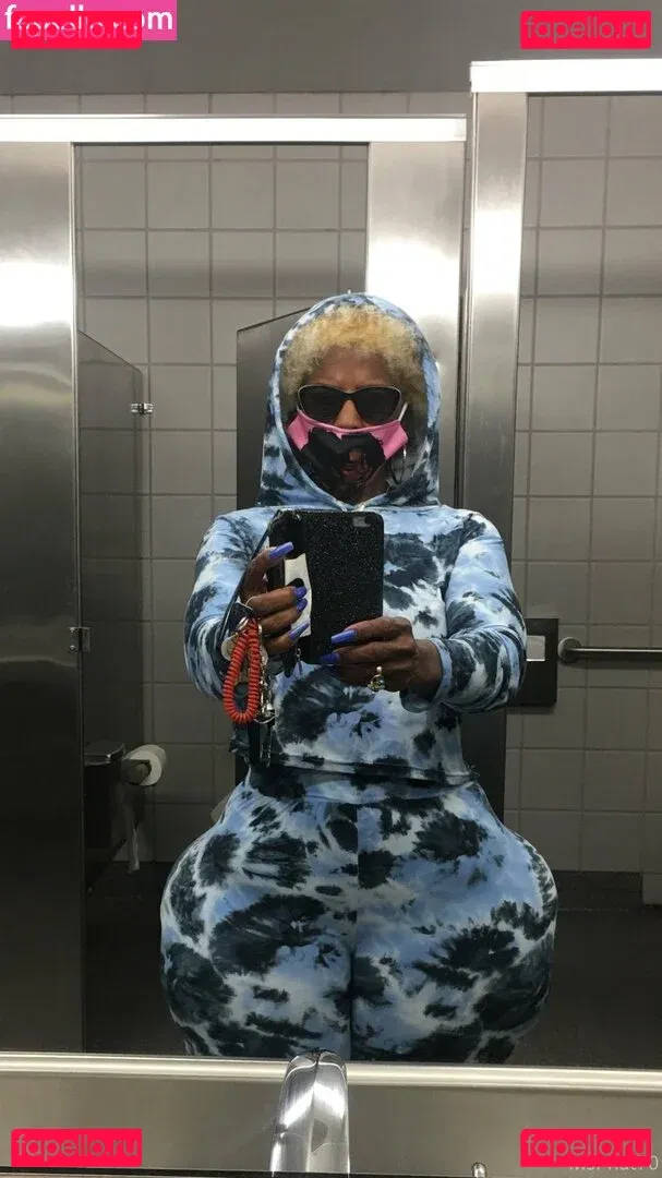 msphat70 Onlyfans Photo Gallery 