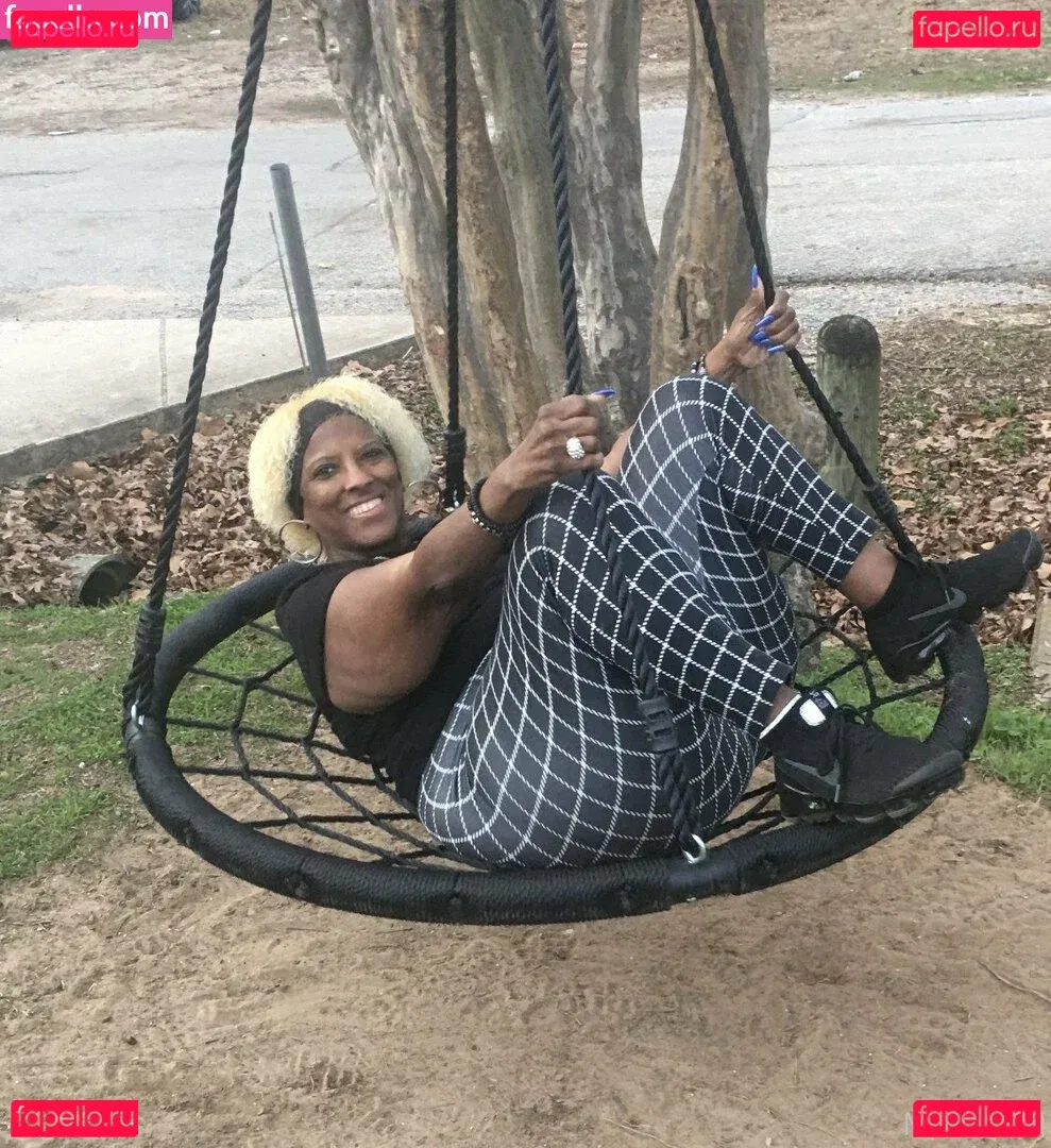 msphat70 Onlyfans Photo Gallery 