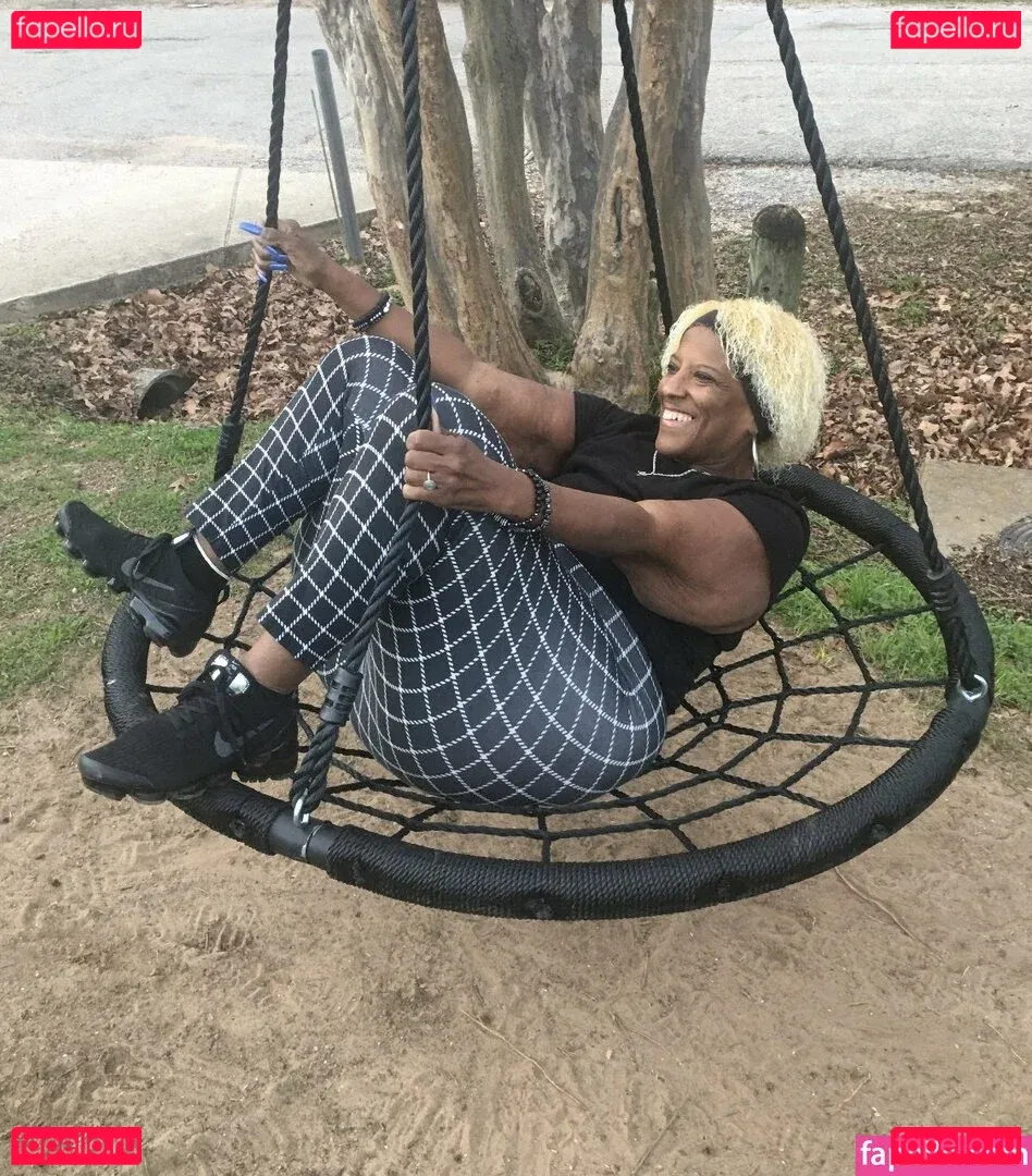 msphat70 Onlyfans Photo Gallery 