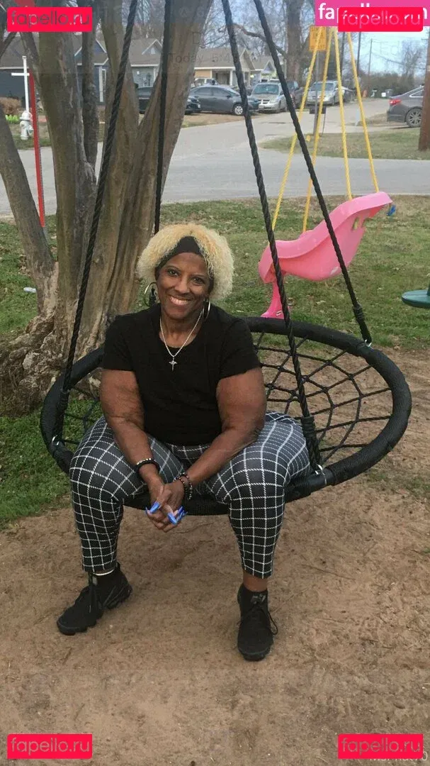 msphat70 Onlyfans Photo Gallery 