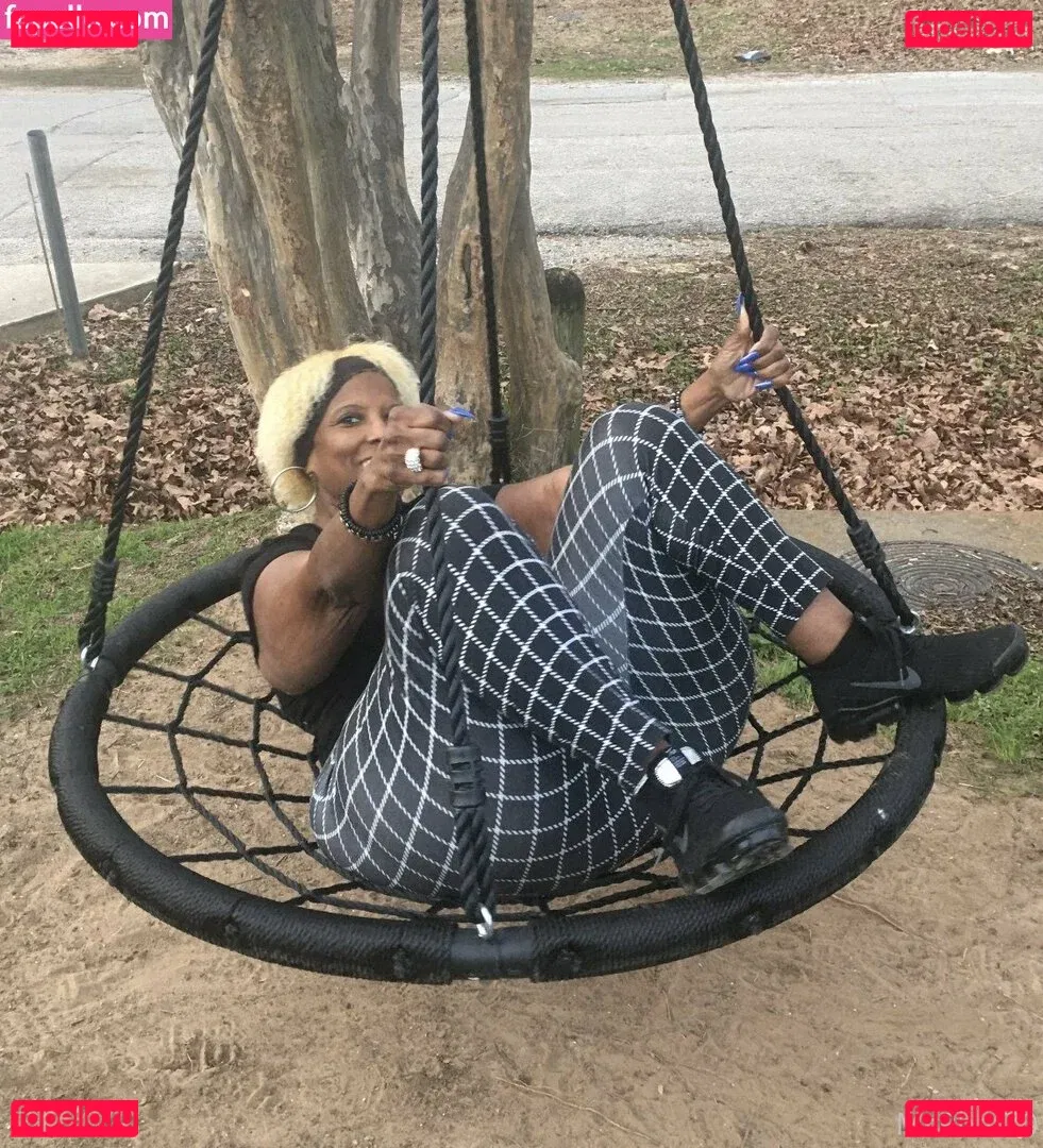 msphat70 Onlyfans Photo Gallery 