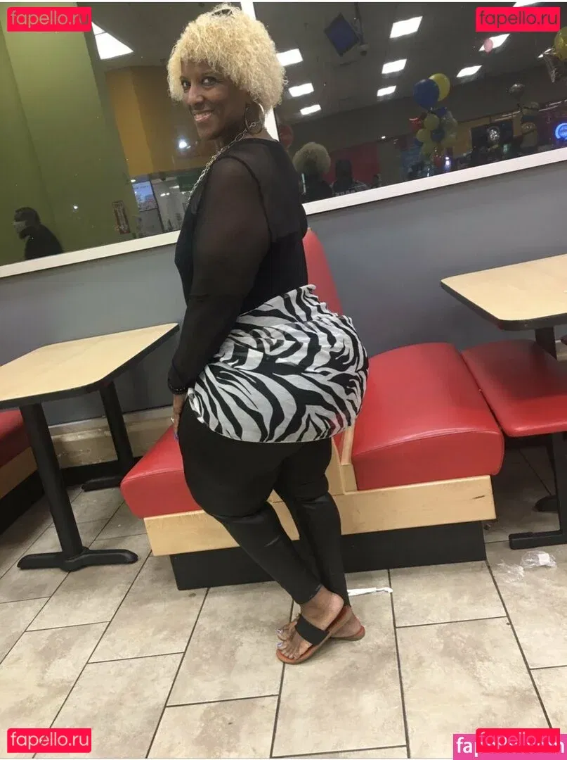 msphat70 Onlyfans Photo Gallery 