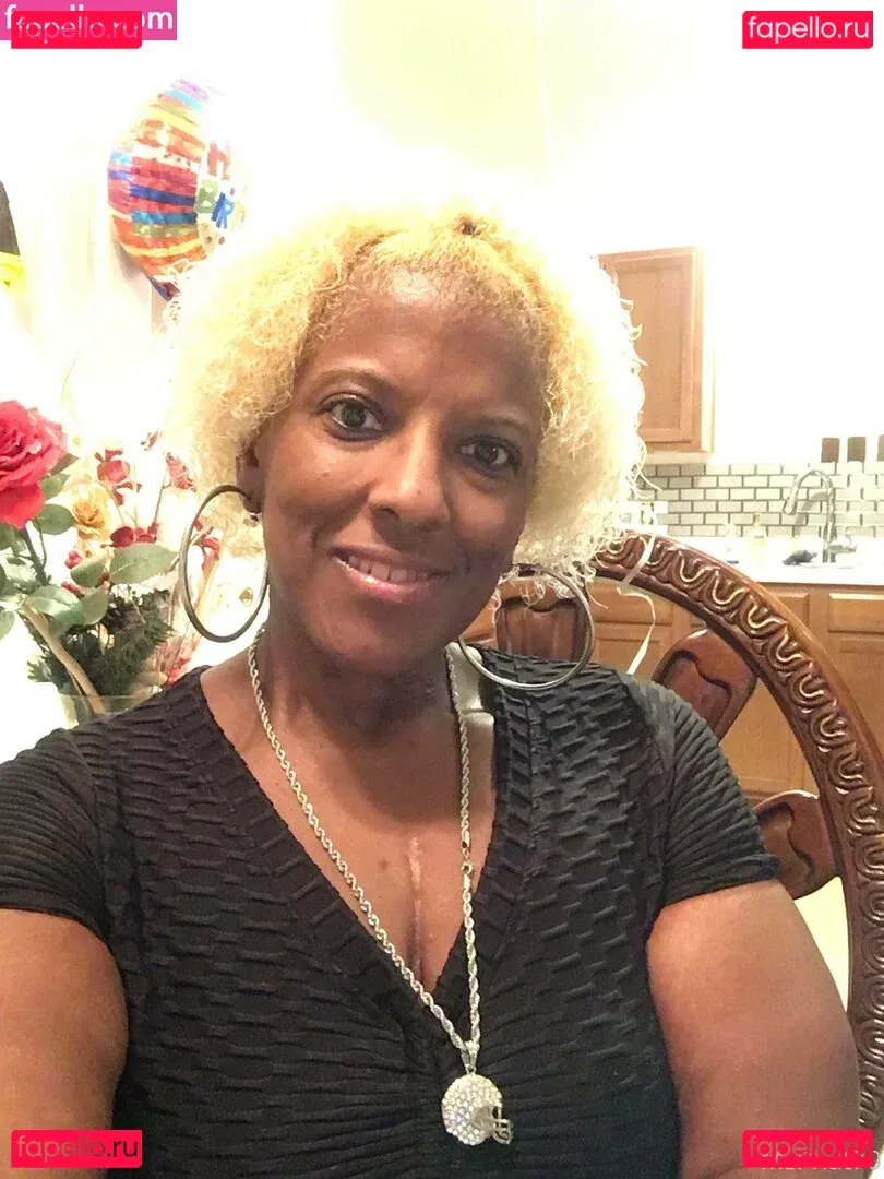 msphat70 Onlyfans Photo Gallery 