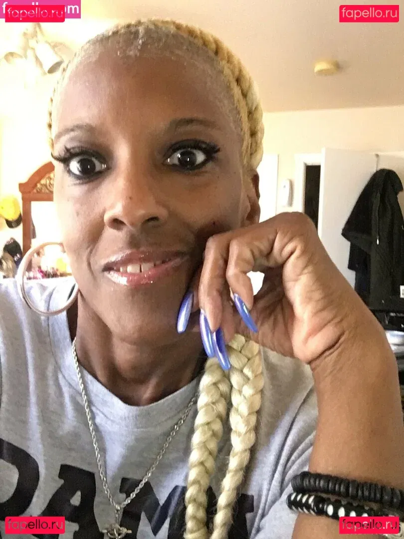 msphat70 Onlyfans Photo Gallery 