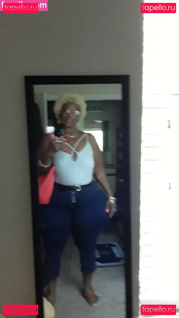 msphat70 Onlyfans Photo Gallery 