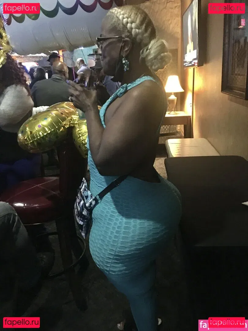 msphat70 Onlyfans Photo Gallery 