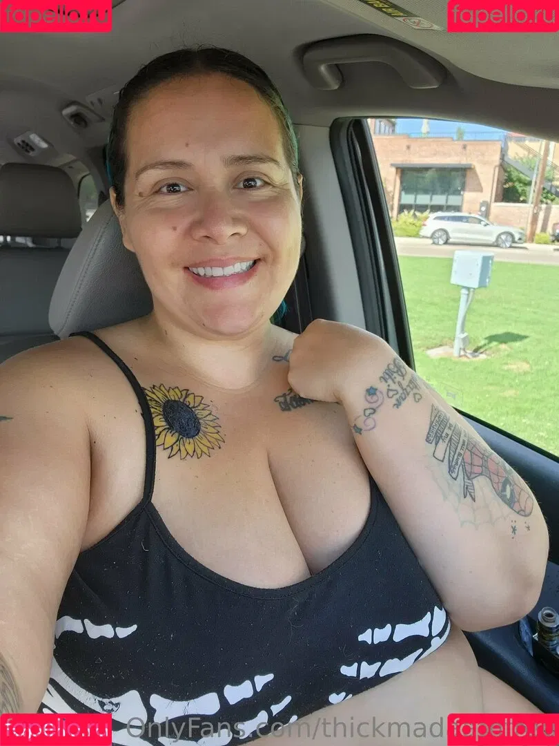 thickmadaamfree Onlyfans Photo Gallery 