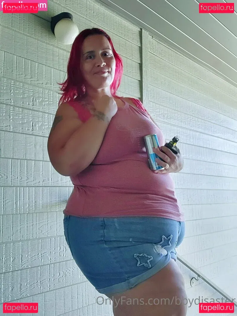 thickmadaamfree Onlyfans Photo Gallery 