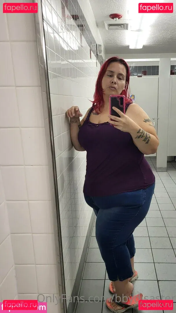 thickmadaamfree Onlyfans Photo Gallery 