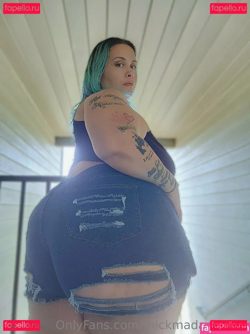thickmadaamfree Onlyfans Photo Gallery 