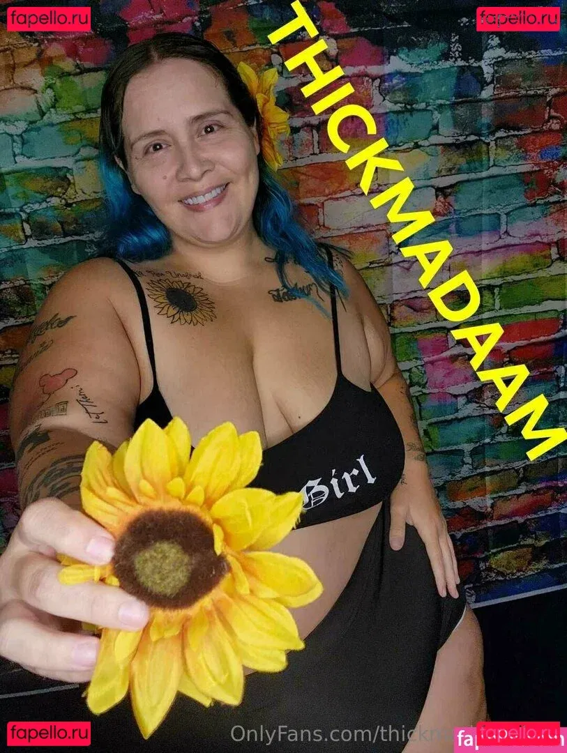 thickmadaamfree Onlyfans Photo Gallery 