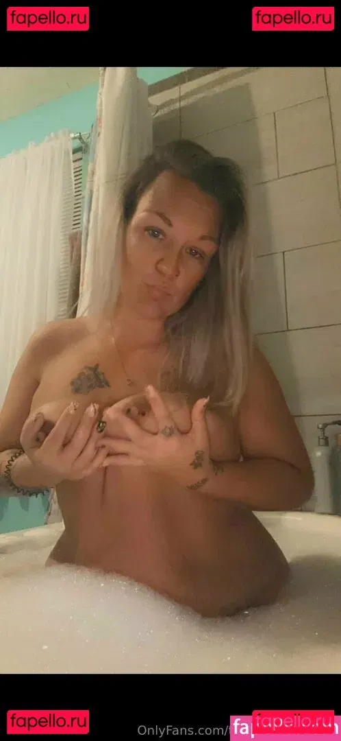 thickmadaamfree Onlyfans Photo Gallery 