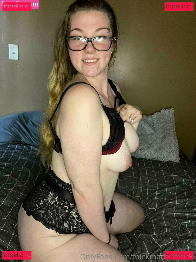 thickmadaamfree Onlyfans Photo Gallery 