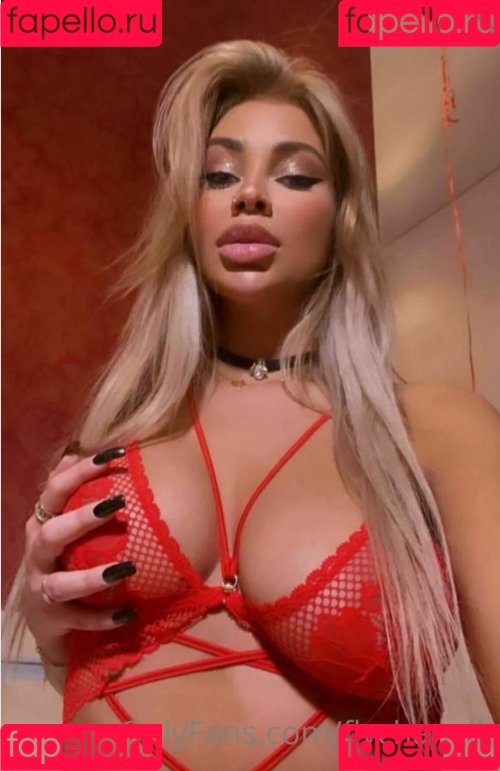 Flychanelle Onlyfans Photo Gallery 