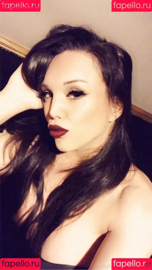 Layla Legendz Onlyfans Photo Gallery 