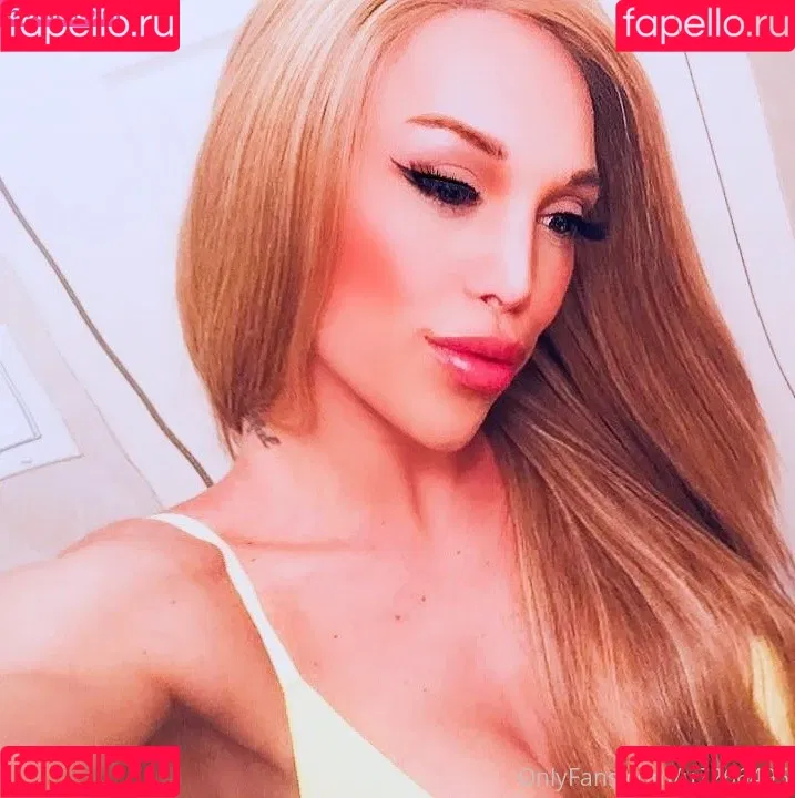 Layla Legendz Onlyfans Photo Gallery 