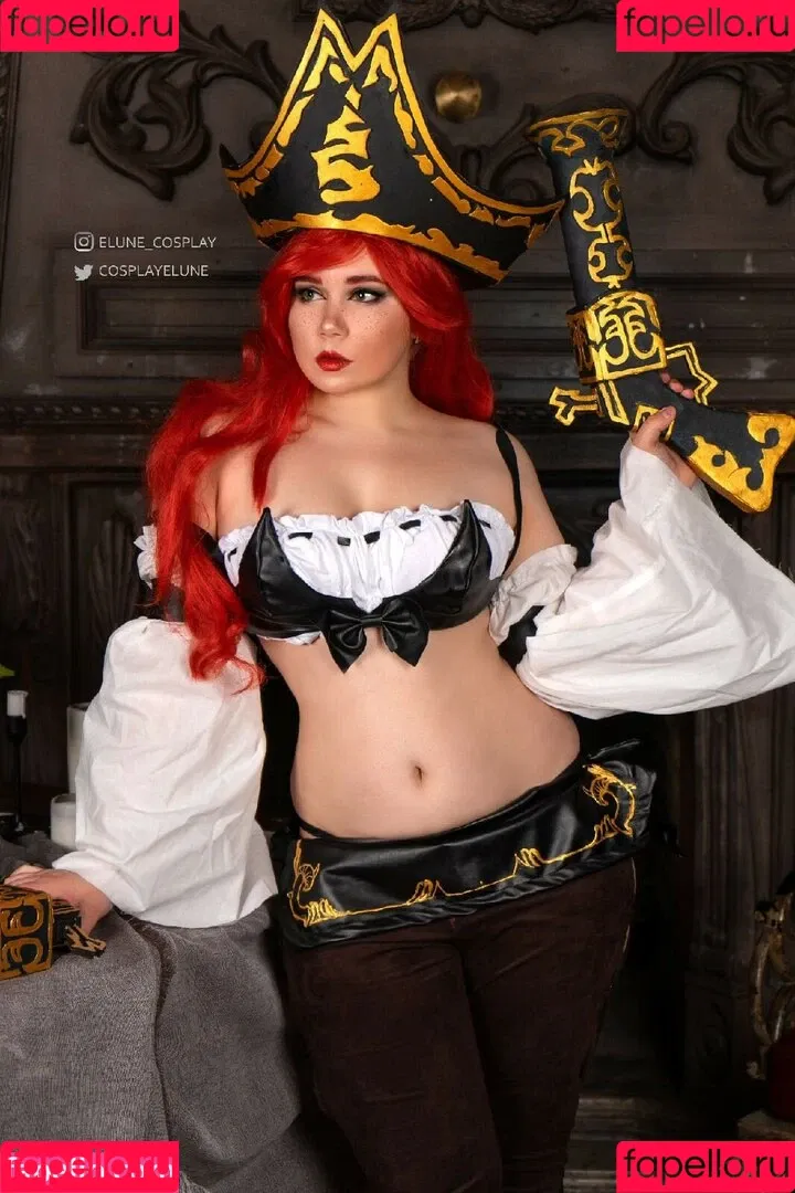 Elune Cosplay Onlyfans Photo Gallery 