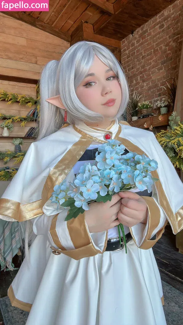 Elune Cosplay Onlyfans Photo Gallery 