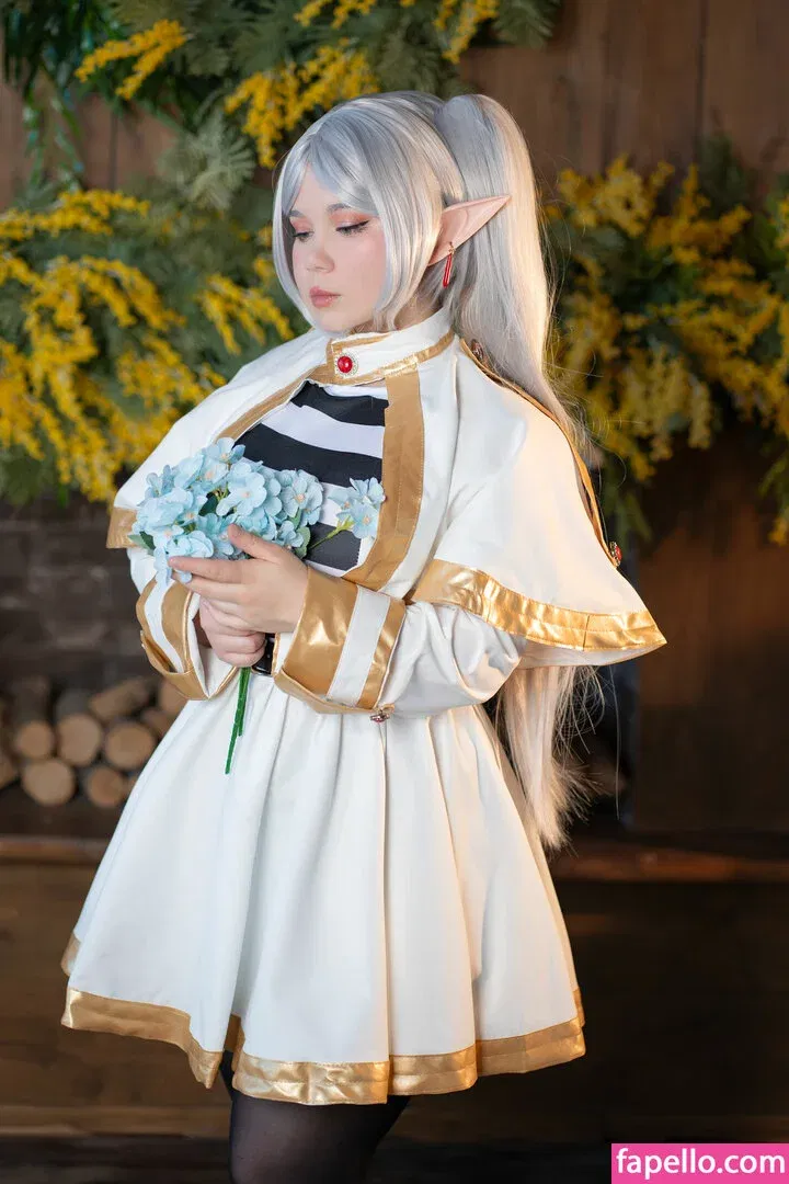 Elune Cosplay Onlyfans Photo Gallery 