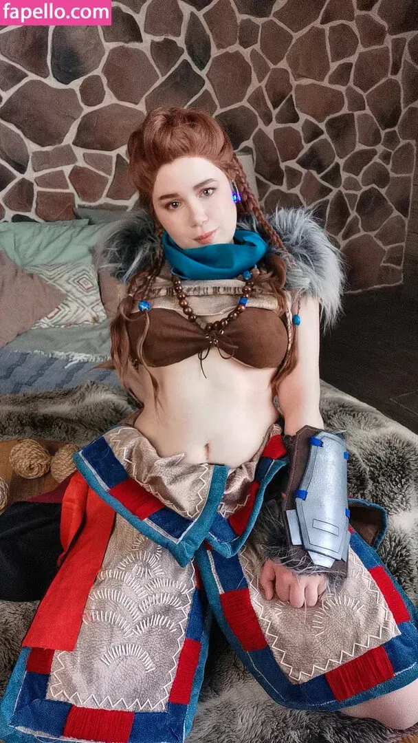 Elune Cosplay Onlyfans Photo Gallery 