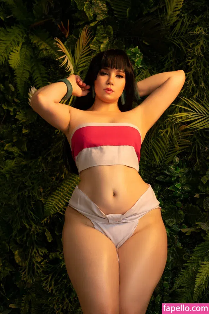 Elune Cosplay Onlyfans Photo Gallery 