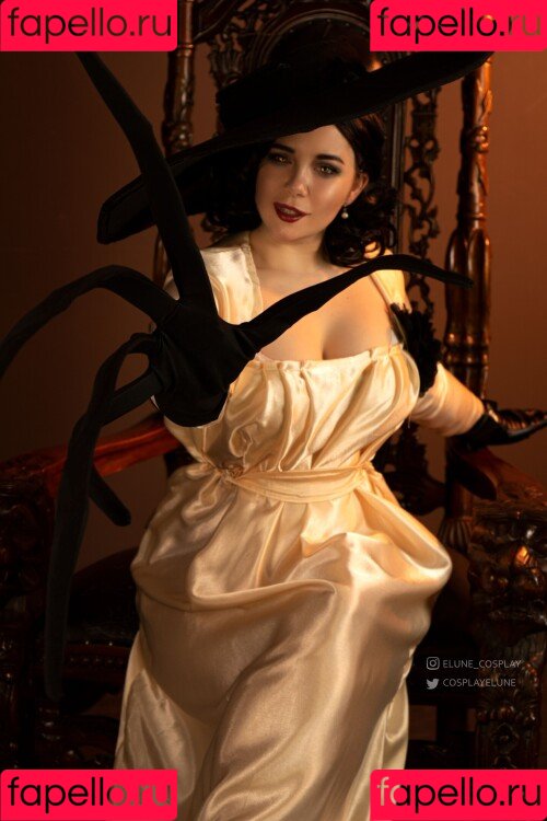 Elune Cosplay Onlyfans Photo Gallery 