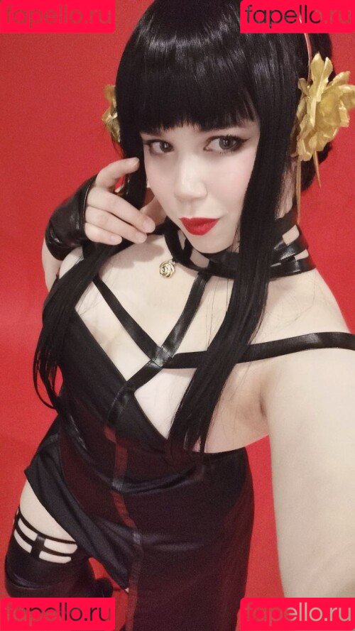 Elune Cosplay Onlyfans Photo Gallery 