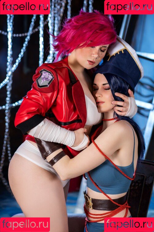 Elune Cosplay Onlyfans Photo Gallery 