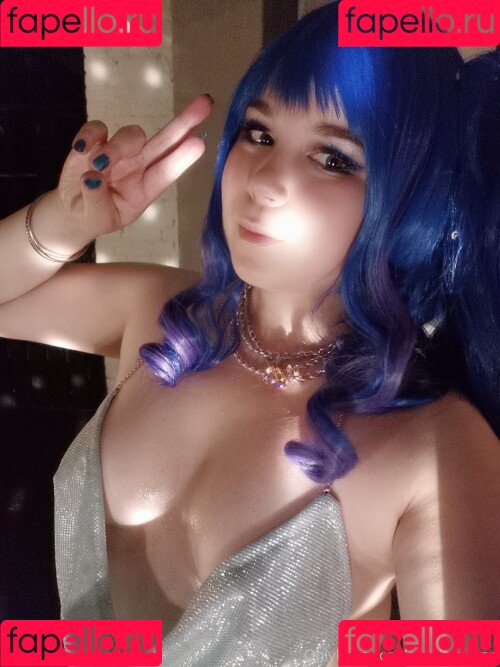 Elune Cosplay Onlyfans Photo Gallery 