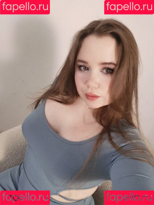 Elune Cosplay Onlyfans Photo Gallery 