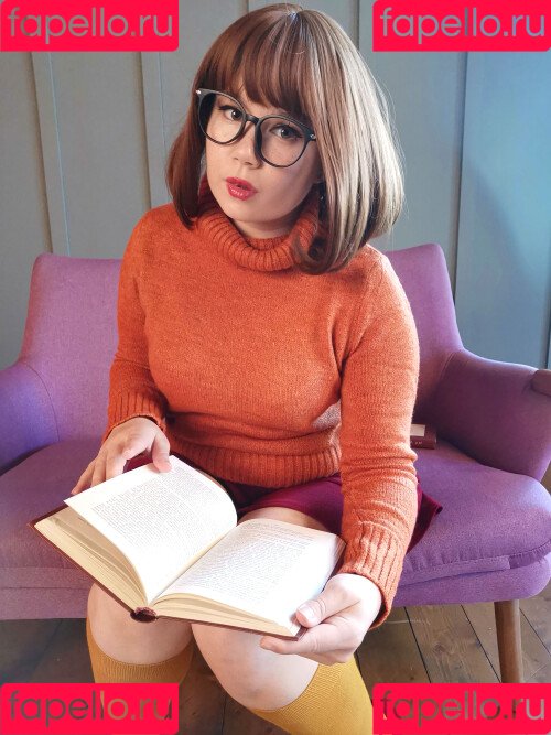 Elune Cosplay Onlyfans Photo Gallery 