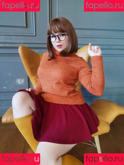 Elune Cosplay Onlyfans Photo Gallery 