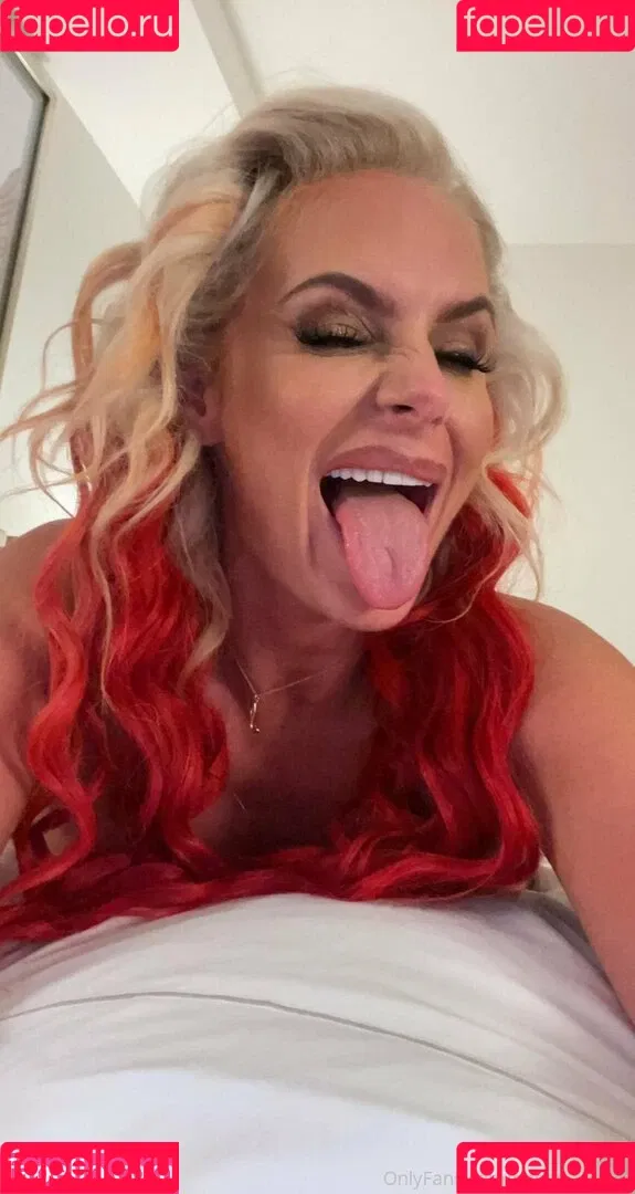 phoenixmarie Onlyfans Photo Gallery 