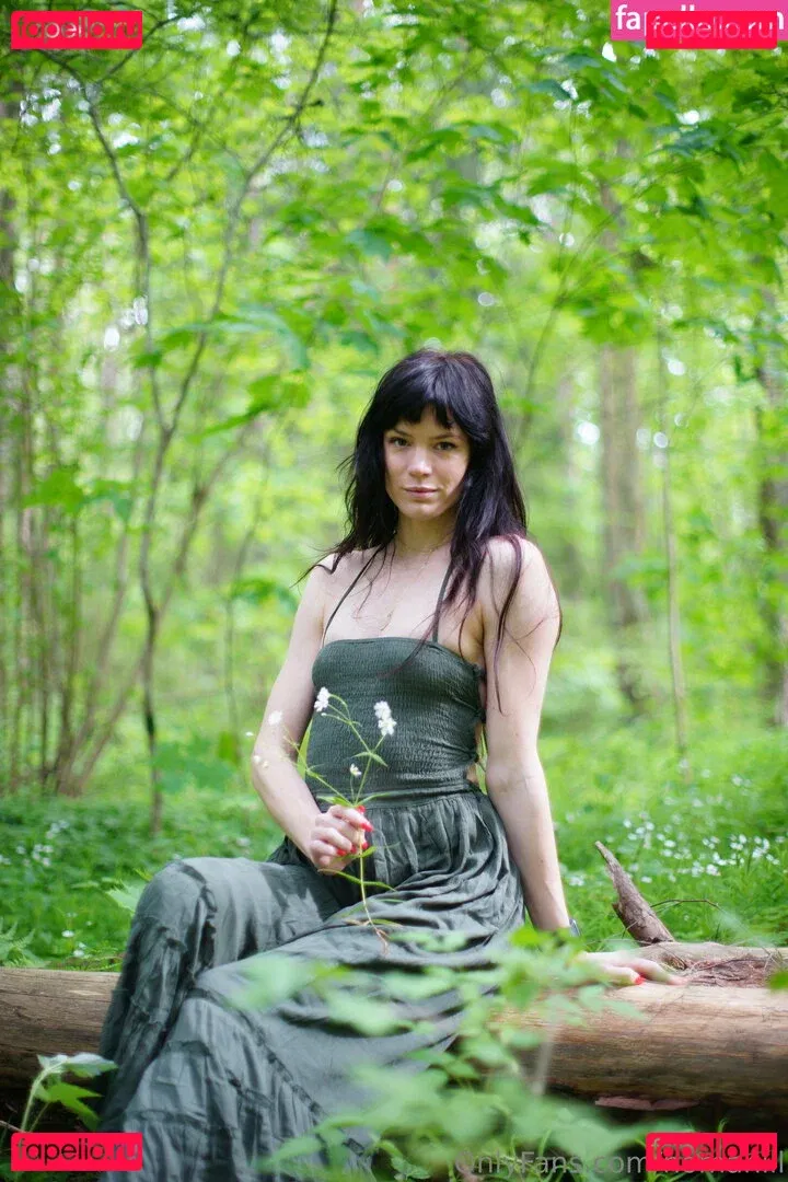 nomahill Onlyfans Photo Gallery 