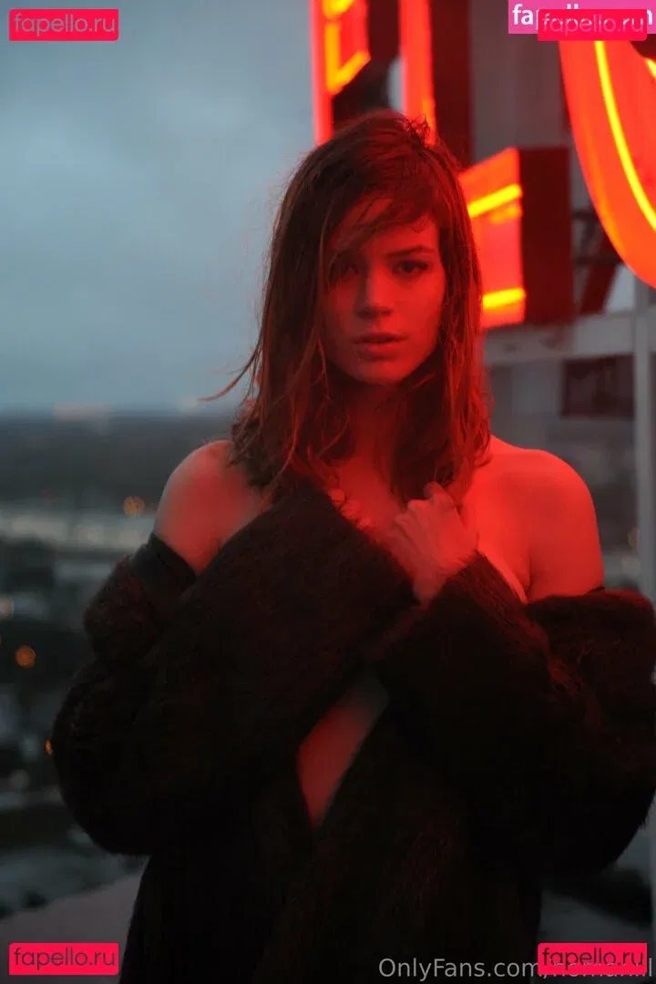 nomahill Onlyfans Photo Gallery 