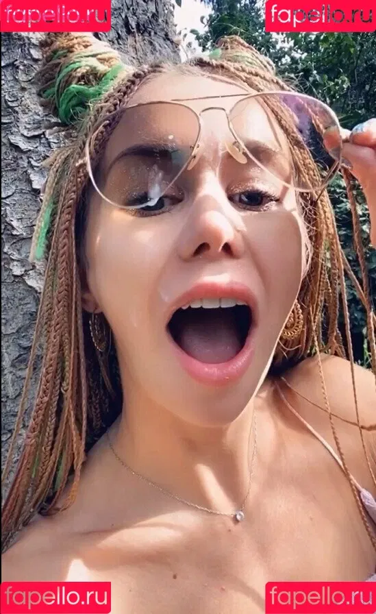 miabandini69 Onlyfans Photo Gallery 