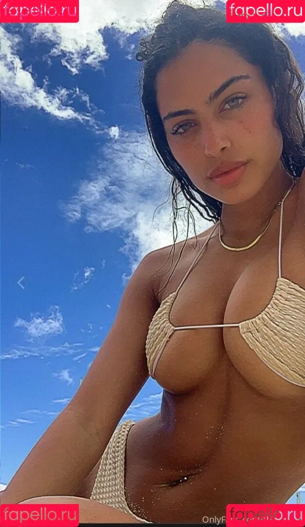 Undercover Freak Onlyfans Photo Gallery 