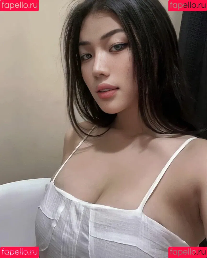 Caroline Lapena Onlyfans Photo Gallery 