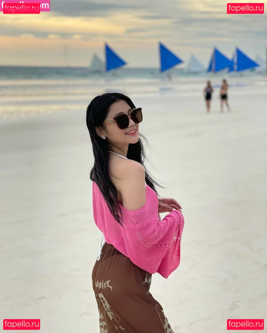 Caroline Lapena Onlyfans Photo Gallery 