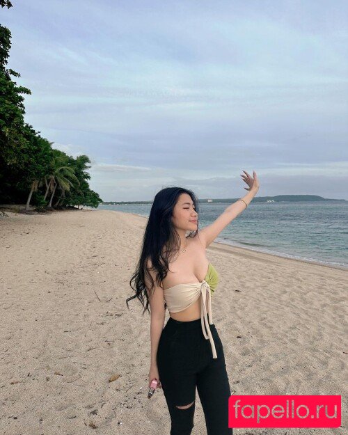 Caroline Lapena Onlyfans Photo Gallery 