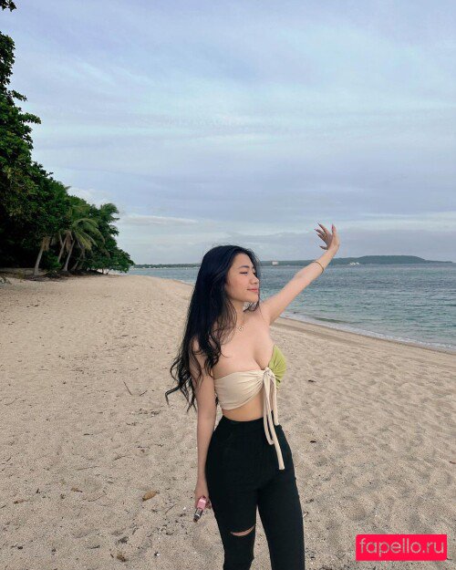 Caroline Lapena Nude Onlyfans Photo 27