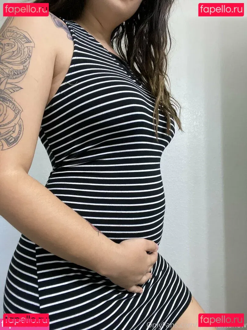pregnantsnow Onlyfans Photo Gallery 