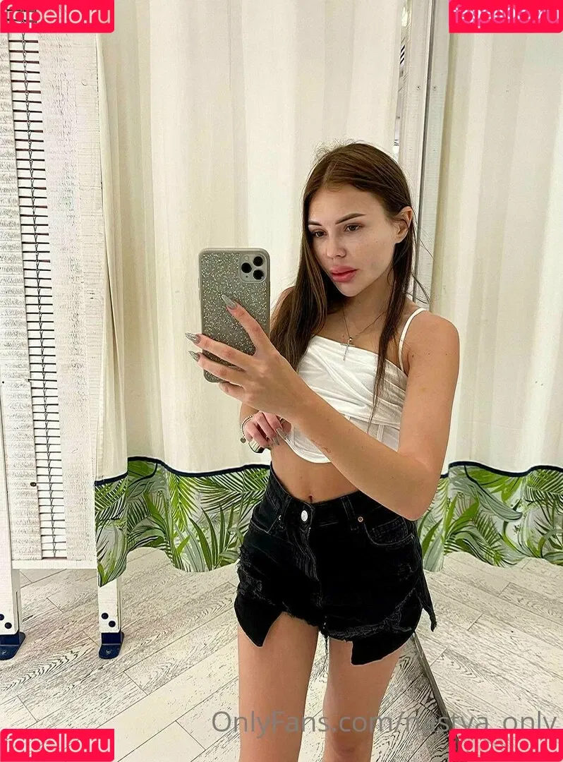 sofa_ukr Onlyfans Photo Gallery 
