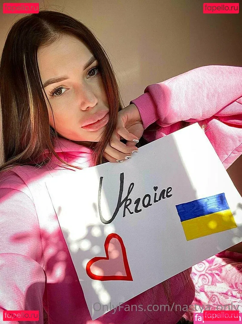 sofa_ukr Onlyfans Photo Gallery 