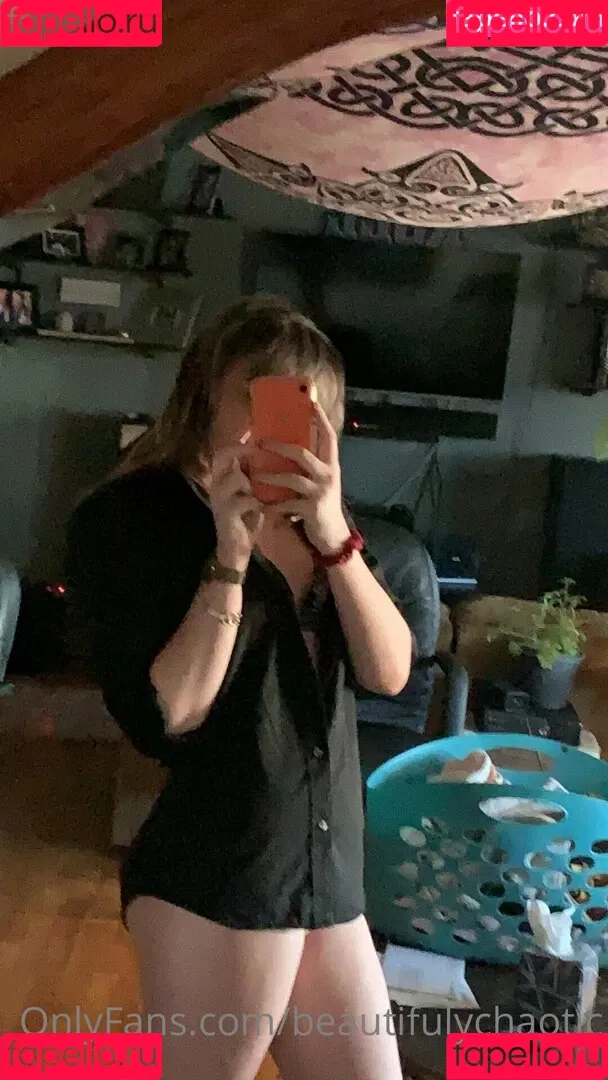 beautifulychaotic Onlyfans Photo Gallery 