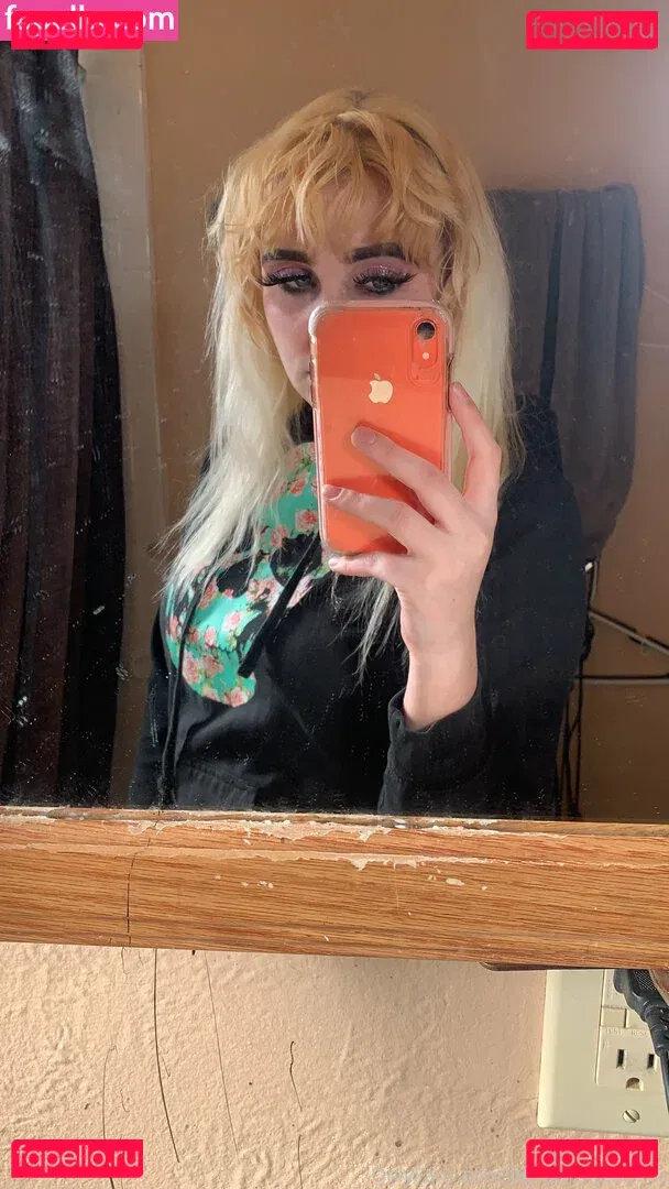 beautifulychaotic Onlyfans Photo Gallery 