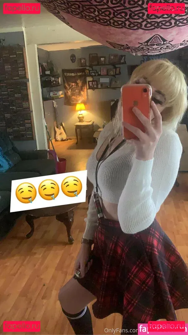 beautifulychaotic Onlyfans Photo Gallery 