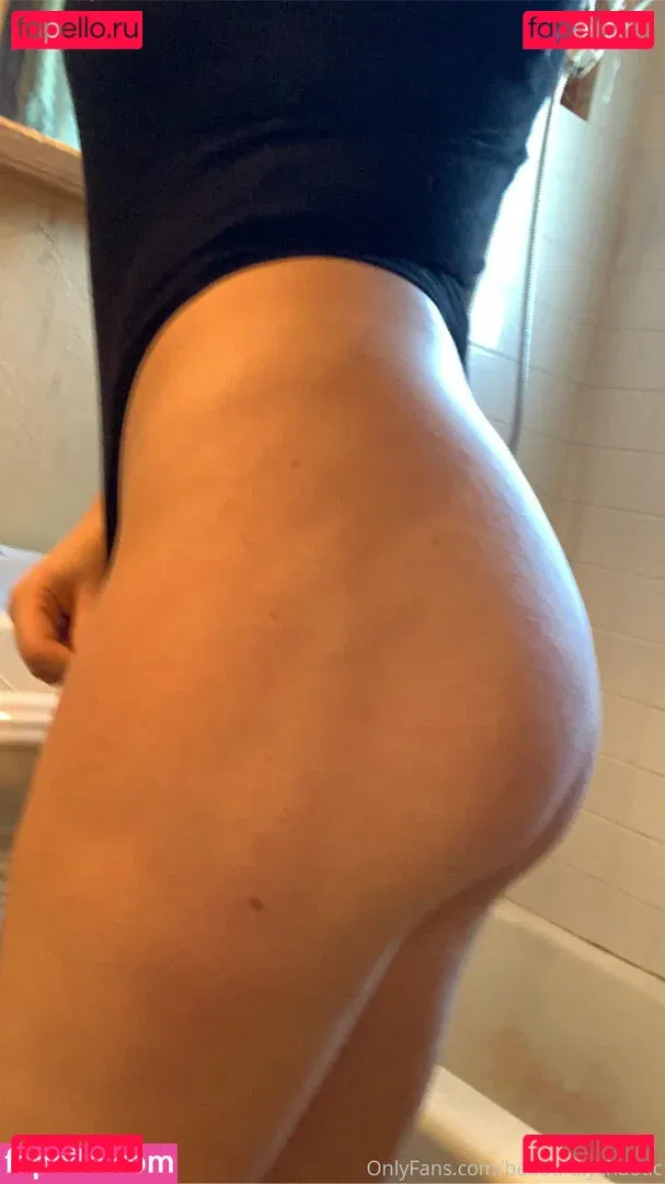 beautifulychaotic Onlyfans Photo Gallery 